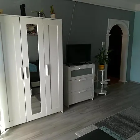 Sza-ni Apartman Lägenhet *